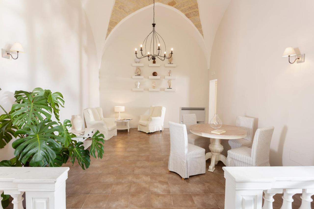 ラーカレ Don Alfonso Dimora D'Epoca Bed & Breakfast エクステリア 写真
