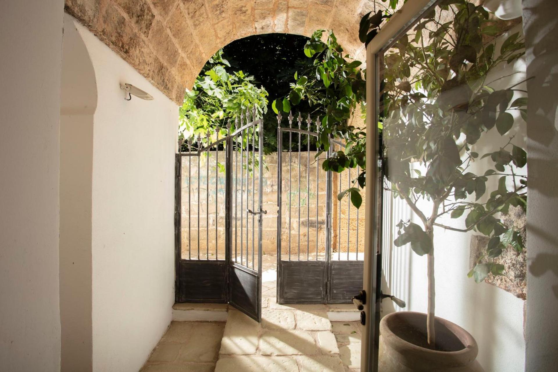ラーカレ Don Alfonso Dimora D'Epoca Bed & Breakfast エクステリア 写真