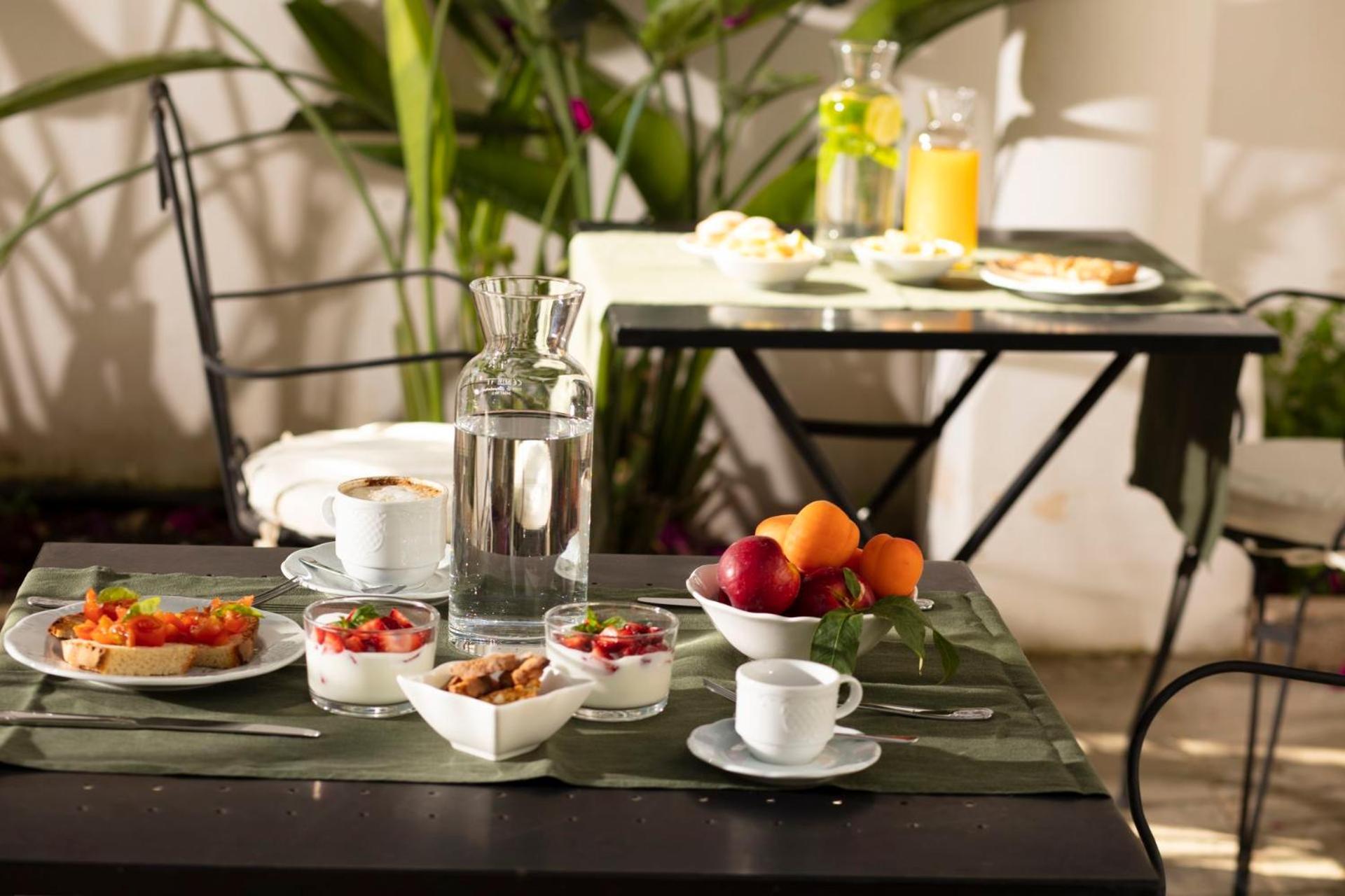 ラーカレ Don Alfonso Dimora D'Epoca Bed & Breakfast エクステリア 写真