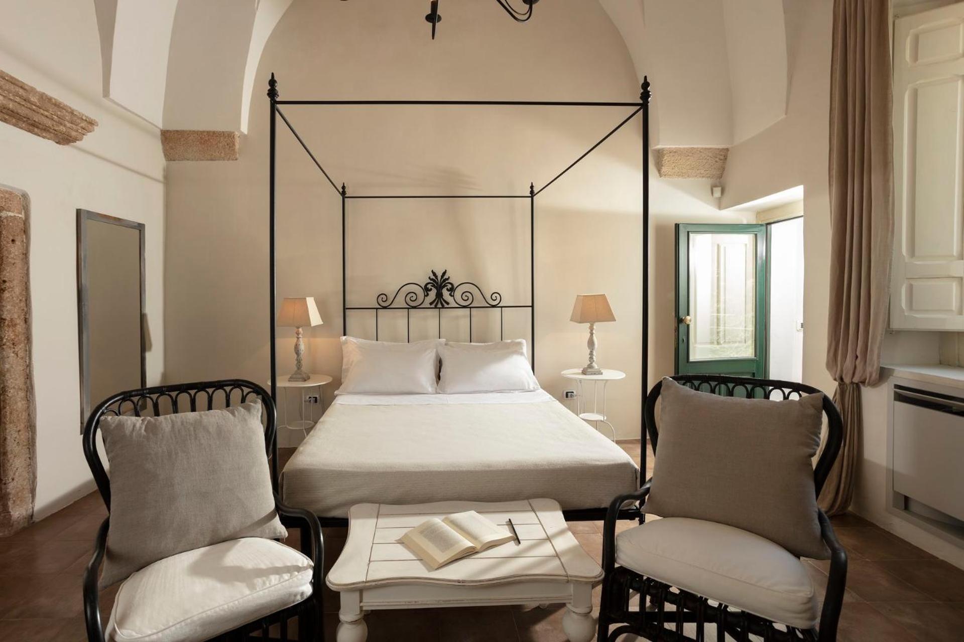ラーカレ Don Alfonso Dimora D'Epoca Bed & Breakfast エクステリア 写真